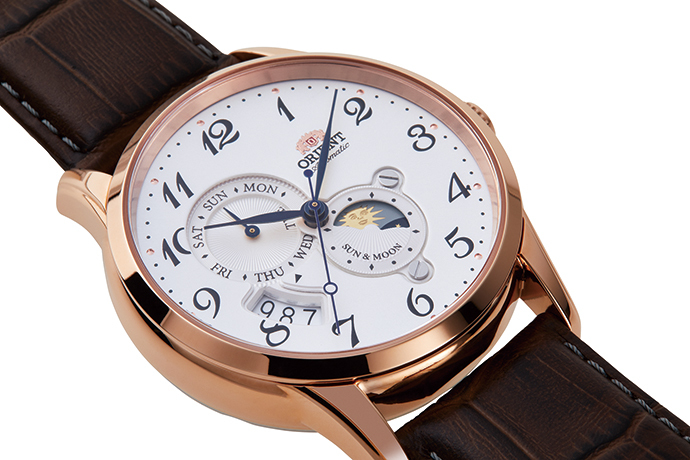 ORIENT: Mechanical Classic Watch, Leather Strap - 42.5mm (RA-AK0001S)