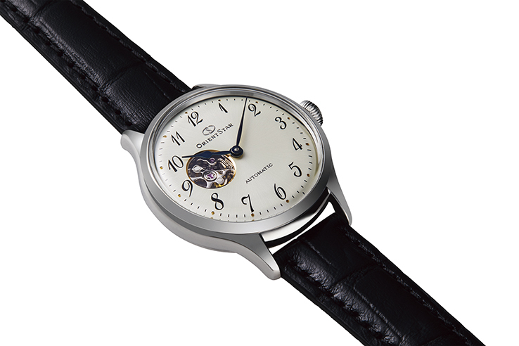 ORIENT STAR: Mechanical Classic Watch, Leather Strap - 30.5mm (RE-ND0007S)