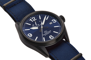 ORIENT STAR: Mechanical Sports Watch, Nylon & Nylon Strap - 41.omm (RE-AU0207L)