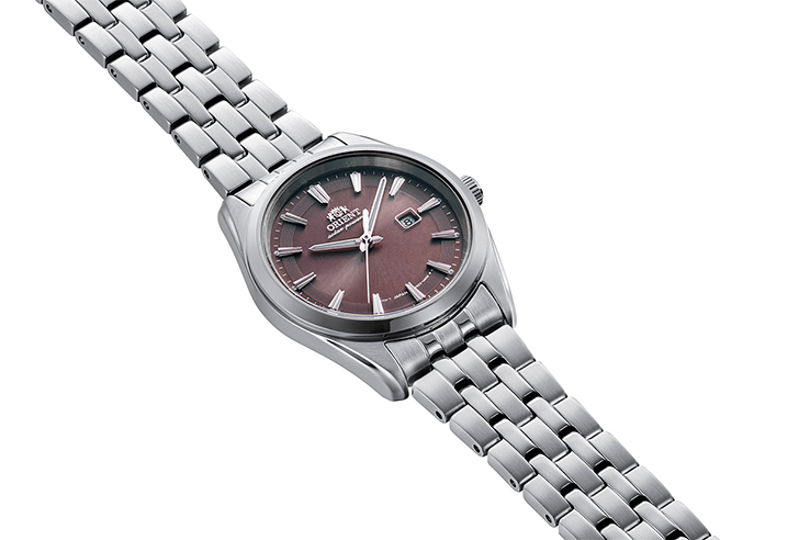 ORIENT: Quartz Contemporary Watch, Metal Strap - 32.1mm (RA-WG0603R)