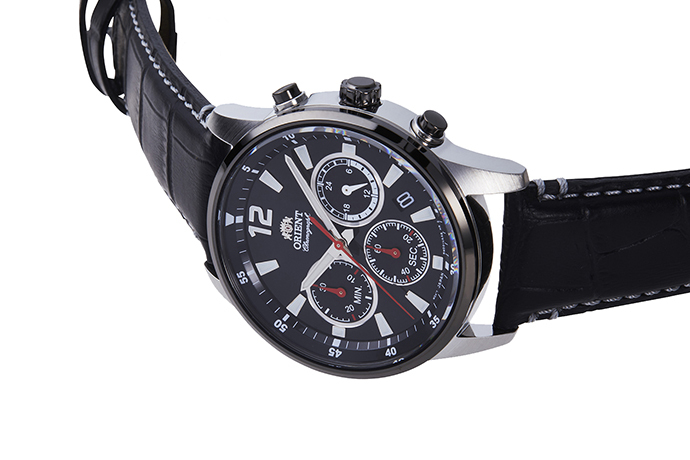 ORIENT: Cuarzo Sports Reloj, Cuero Correa - 42.0mm (RA-KV0005B)