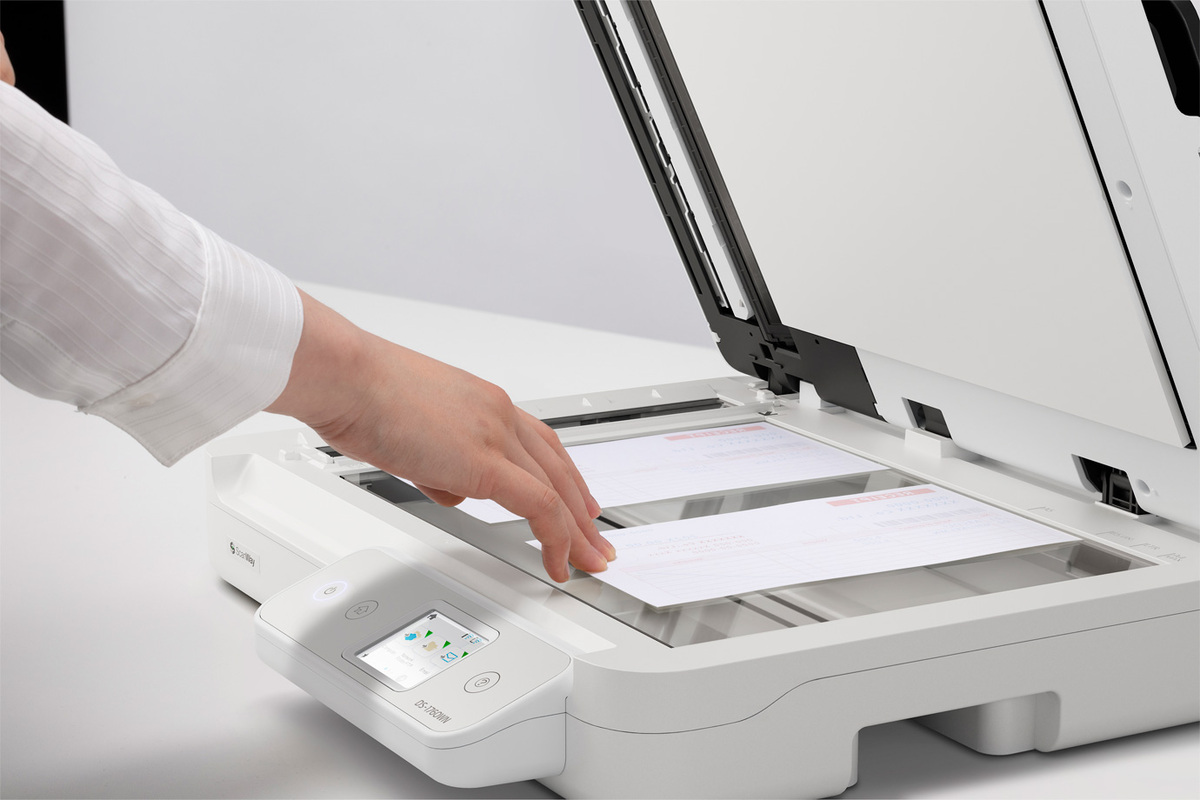 Epson DS-1760WN Network Flatbed Color Duplex Document Scanner with Wireless/Ethernet Connectivity and Auto Document Feeder