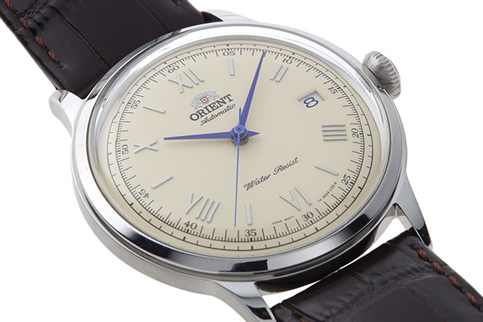 Orient: Mecánico Clásico Reloj, Cuero Correa - 40.5mm (AC00009N)