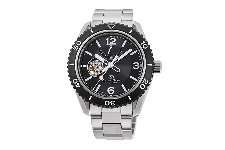 ORIENT STAR: Mechanical Sports Watch, Metal Strap - 43.2mm (RE-AT0101B)