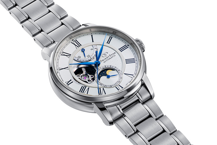 ORIENT STAR: Mechanical Classic M45 Watch, Metal Strap - 41.0mm (RE-BT0005S)