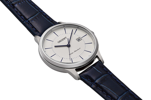 ORIENT: Quartz Contemporary Watch, Leather Strap - 30.0mm (RF-QA0006S)
