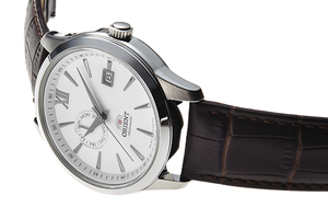 ORIENT: Mechanical Contemporary Watch, Leather Strap - 43.0mm (AL00006W)