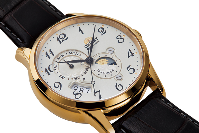 ORIENT: Mechanical Classic Watch, Leather Strap - 42.5mm (RA-AK0002S)