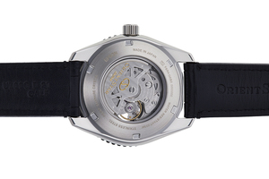 ORIENT STAR: Mechanical Sports Watch, Leather Strap - 43.2mm (RE-AT0104E)