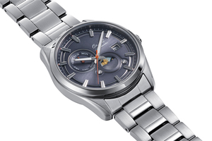 ORIENT: Mechanical Contemporary Watch, Metal Strap - 41.5mm (RA-AK0311N) Limited