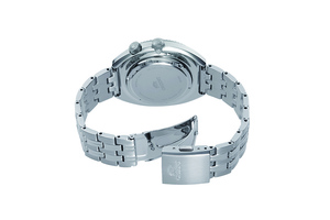 ORIENT: Mechanical Revival Watch, Metal Strap - 43.5mm (RA-AA0E03L)