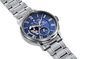 ORIENT STAR: Mechanical Classic M45 Watch, Metal Strap - 41.0mm (RE-BT0006L)