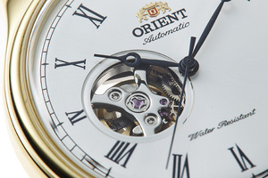 ORIENT: Mechanical Classic Watch, Leather Strap - 43.0mm (AG00002W)