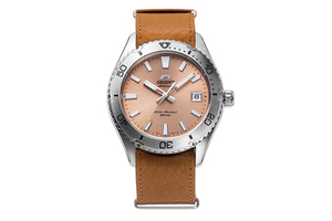 ORIENT: Mechanical Sports Watch, Leather Strap - 39.9mm  (RA-AC0Q05P)