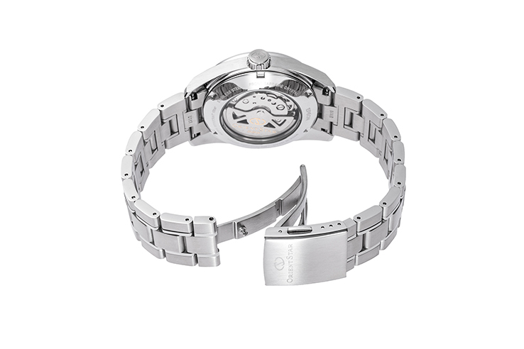 ORIENT STAR: Mechanical Contemporary Watch, Metal Strap - 38.5mm (RE-AU0108G)