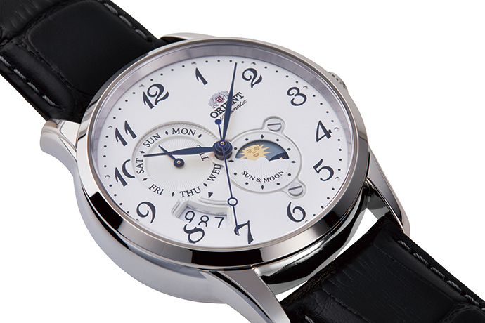 ORIENT: Mechanical Classic Watch, Leather Strap - 42.5mm (RA-AK0003S)