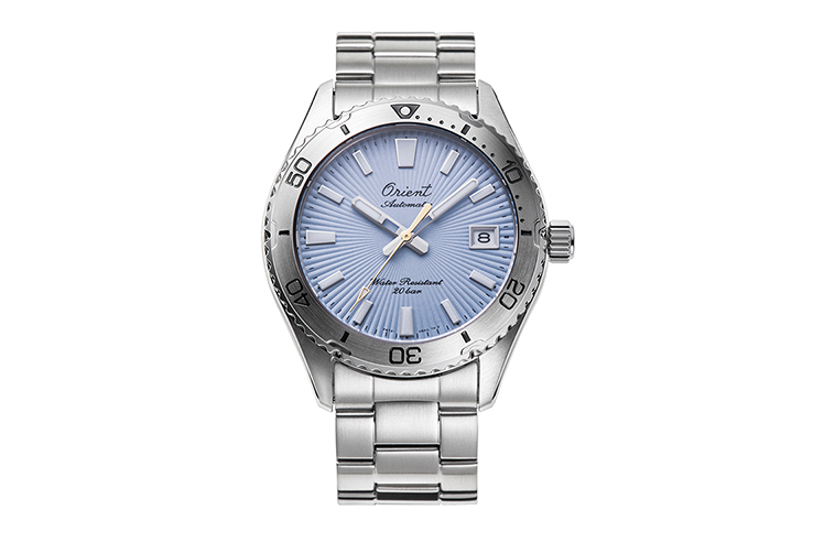 ORIENT: Mechanical Sports Watch, Metal Strap - 39.9mm  (RA-AC0Q12L) Limited